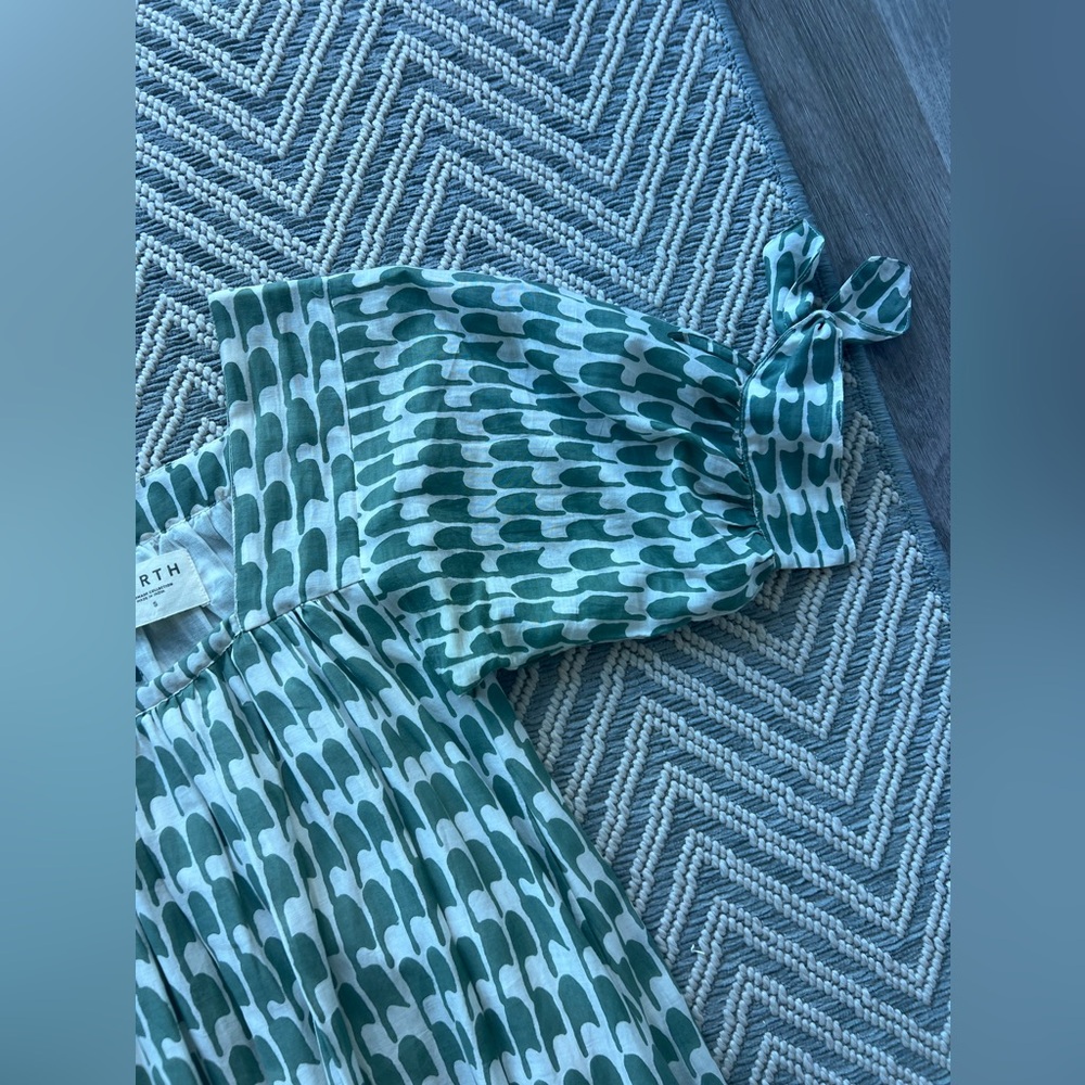 MIRTH Green Patterned Women's Maxi Dress - Picture 7 of 9